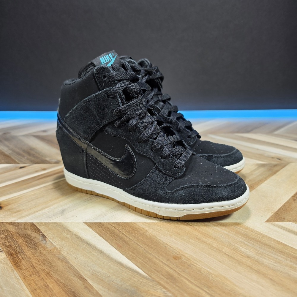 Nike Dunk Sky Hi Women's 7 Black Suede High Top Wedge Sneakers AA3967-008